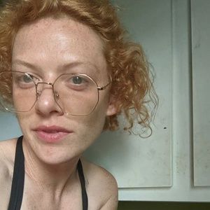 Meet your Posher, Nora